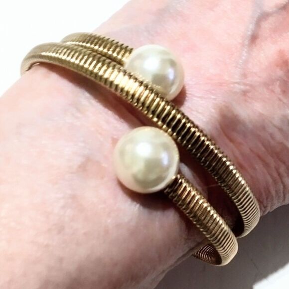 Vintage Gold Tone Faux Pearl Accented Wrap Bracelet - Picture 5 of 6